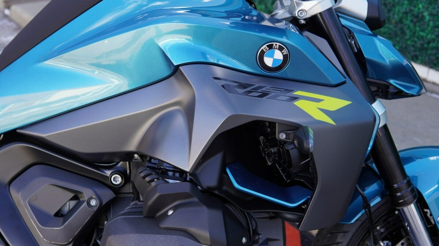 2026 BMW Motorrad R 1300 R