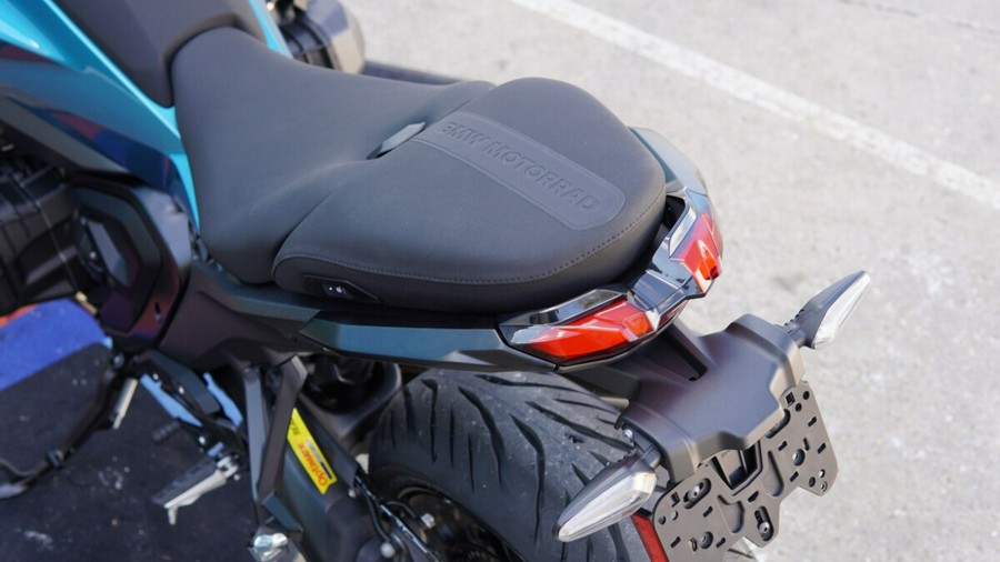 2026 BMW Motorrad R 1300 R