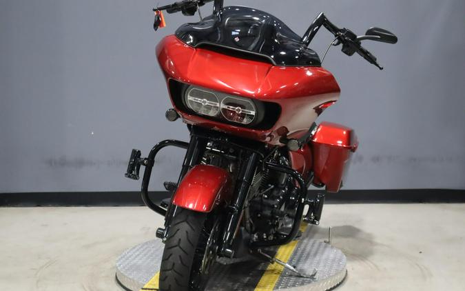 2018 Harley-Davidson Road Glide Special Wicked Red