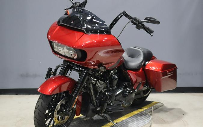 2018 Harley-Davidson Road Glide Special Wicked Red