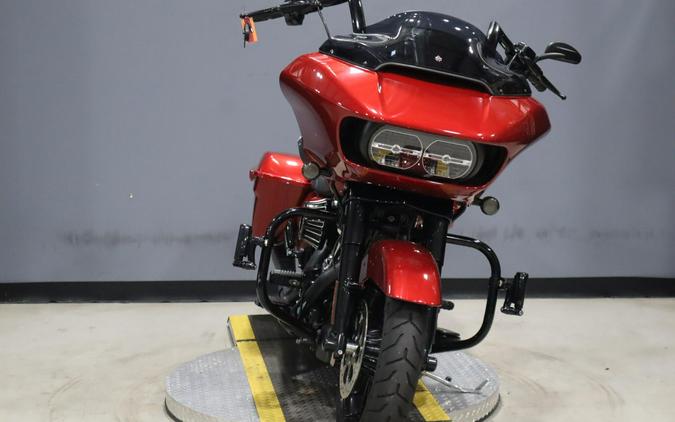 2018 Harley-Davidson Road Glide Special Wicked Red