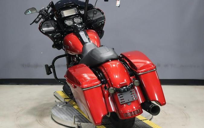 2018 Harley-Davidson Road Glide Special Wicked Red