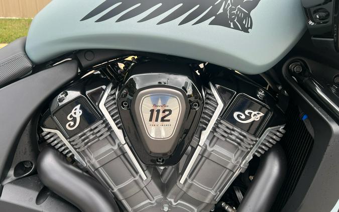 2025 Indian Motorcycle® Challenger 112 Dark Horse® with PowerBand Audio Package