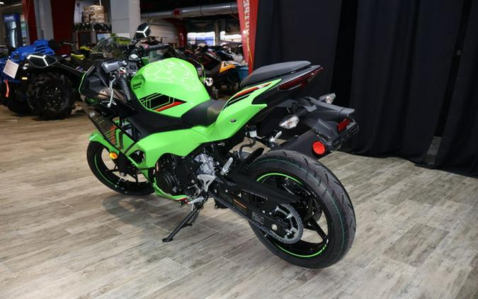 2024 Kawasaki Ninja 500 KRT Edition SE ABS