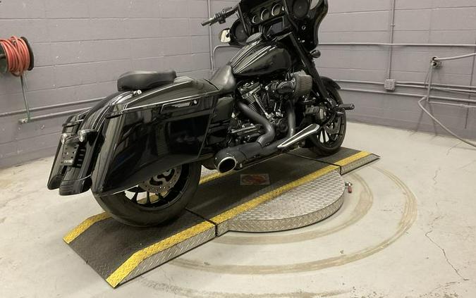 2019 Harley-Davidson® FLHXS - Street Glide® Special