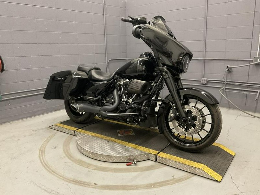 2019 Harley-Davidson® FLHXS - Street Glide® Special