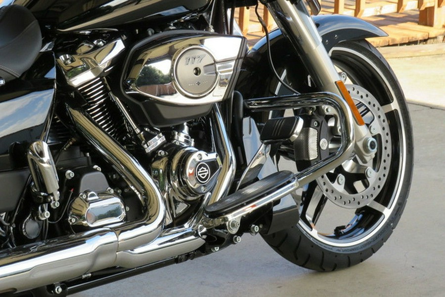 2025 Harley-Davidson FLHX - Street Glide