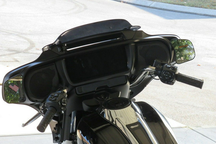 2025 Harley-Davidson FLHX - Street Glide