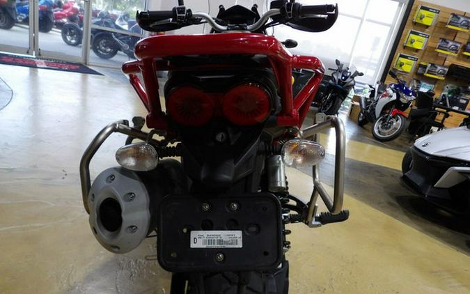 2023 Moto Guzzi V85 TT Base