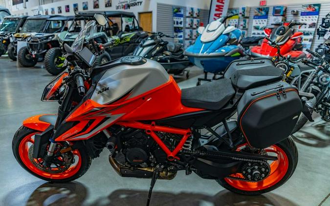 2022 KTM 1290 Super Duke R EVO