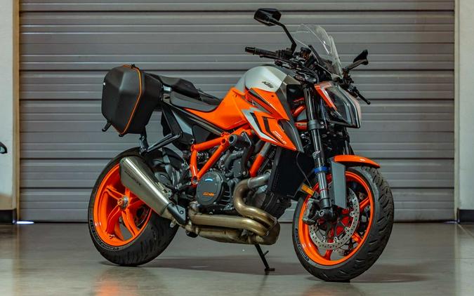 2022 KTM 1290 Super Duke R EVO