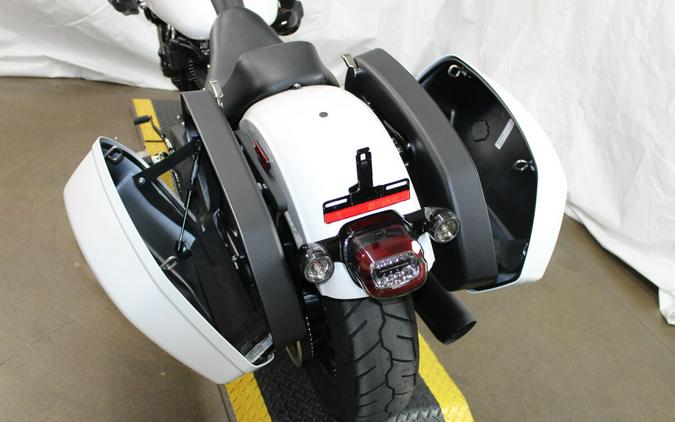 Harley-Davidson® Low Rider® ST 2026 FXLRST 84673209DT WHITE ONYX PRL