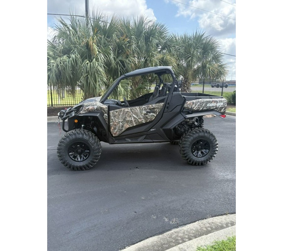 2026 Can-Am Commander X Mr 1000R Dark Wildland Camo