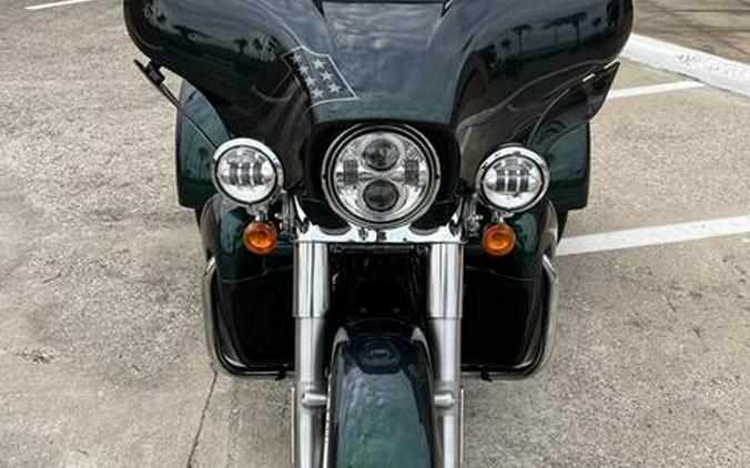 2021 Harley-Davidson® FLHTCUTG - Tri Glide® Ultra