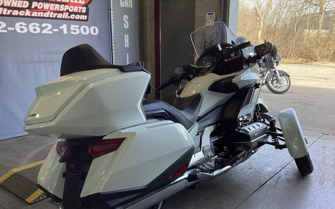 2018 Honda® Gold Wing Tour Automatic DCT Pearl White