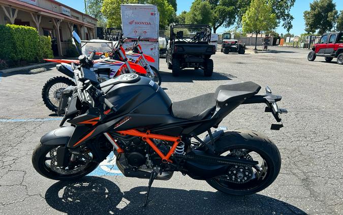 2024 KTM 1390 Super Duke R EVO