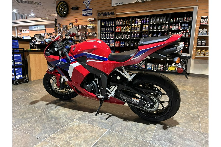 2024 Honda CBR600RR Base