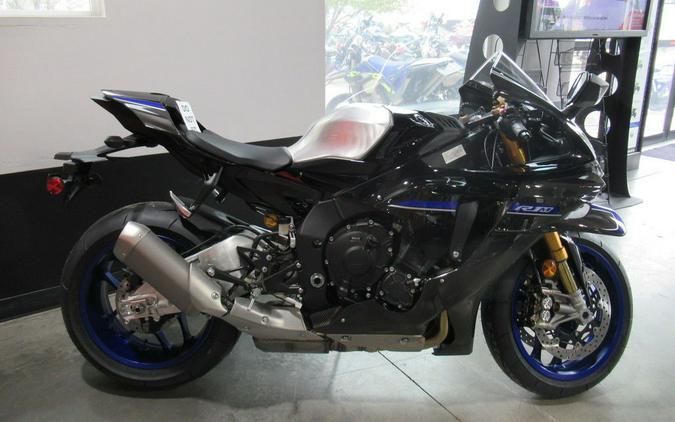 2026 Yamaha YZF-R1M