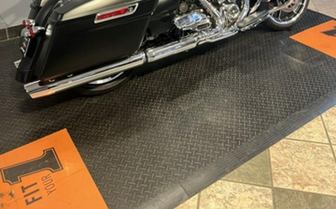 2020 Harley-Davidson Street Glide FLHX