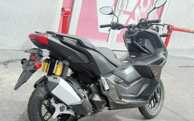 2027 Honda ADV160 Matte Black Metallic - 300583