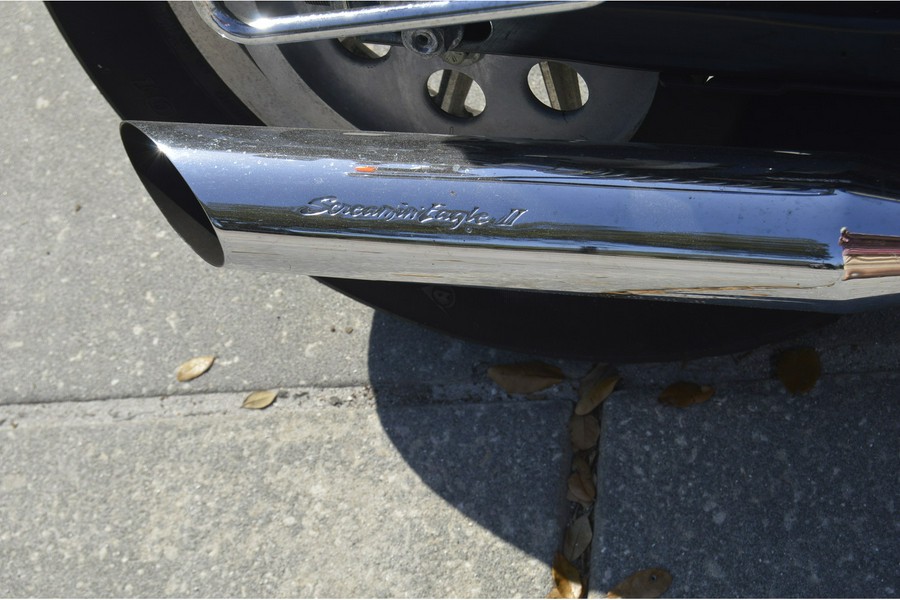 2003 Harley-Davidson® XL 883 Hugger