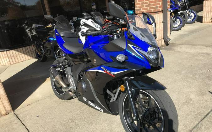 2022 Suzuki GSX250RAM2