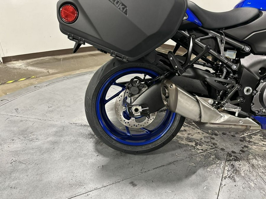 2025 Suzuki GSX-S 1000GT+