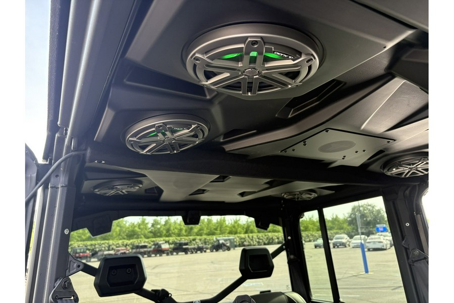 2025 Can-Am Defender Max Lone Star Cab HD10