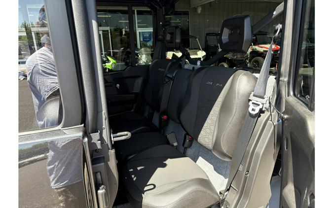 2025 Can-Am Defender Max Lone Star Cab HD10