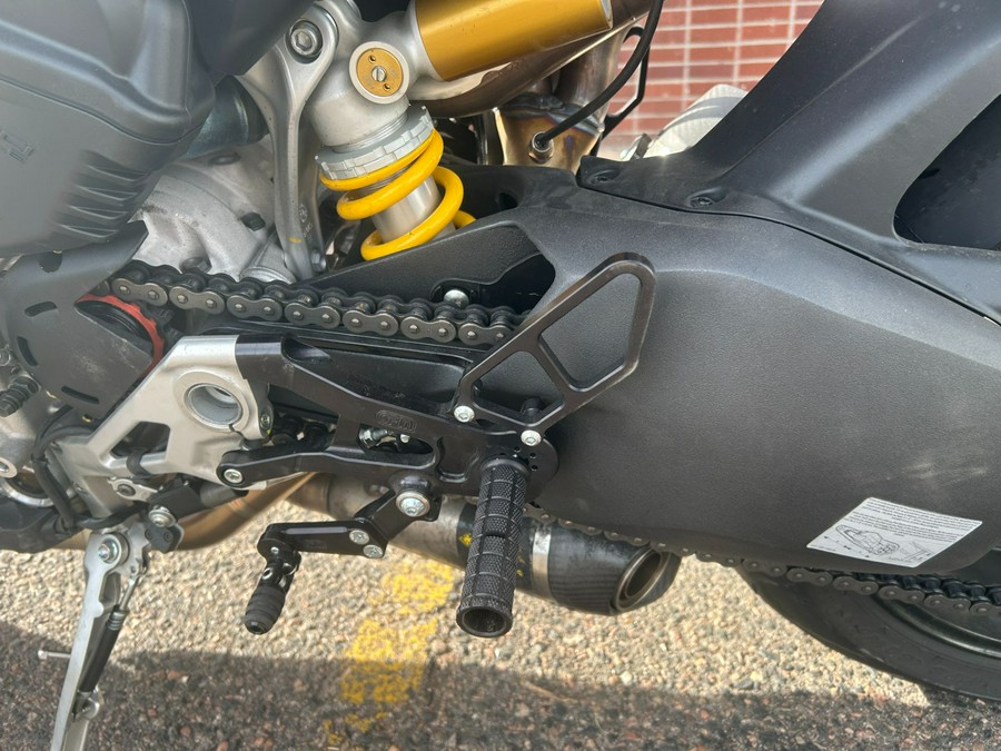 2022 Ducati Streetfighter V4