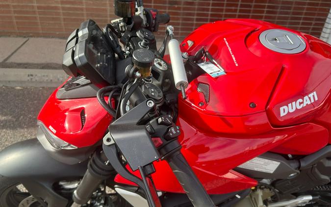 2022 Ducati Streetfighter V4