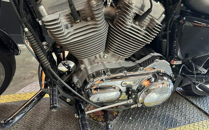 2017 Harley-Davidson Sportster XL883L - Superlow