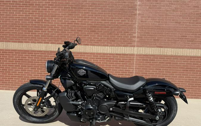 2026 Harley-Davidson® Nightster® Vivid Black