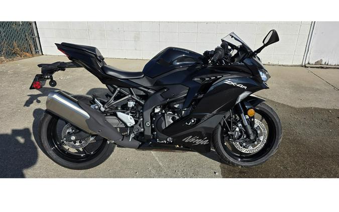 2024 Kawasaki NINJA ZX-4R ABS