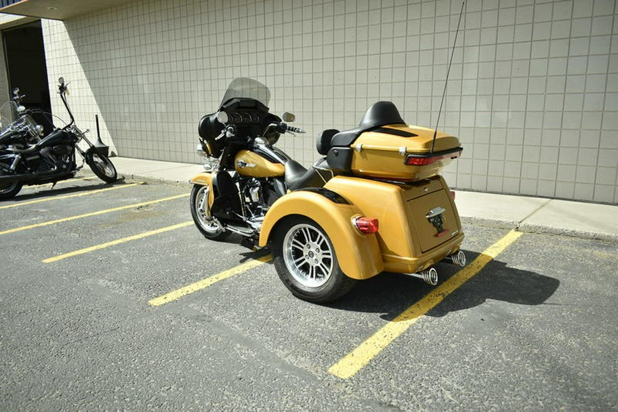 2023 Harley-Davidson® FLHTCUTG - Tri Glide® Ultra