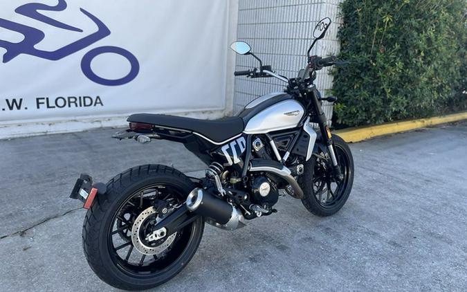 2024 Ducati Scrambler Icon (2G) Black