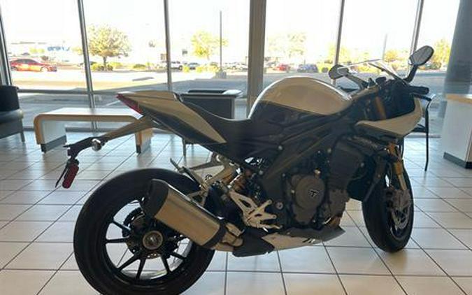 2022 Triumph Speed Triple 1200 RR