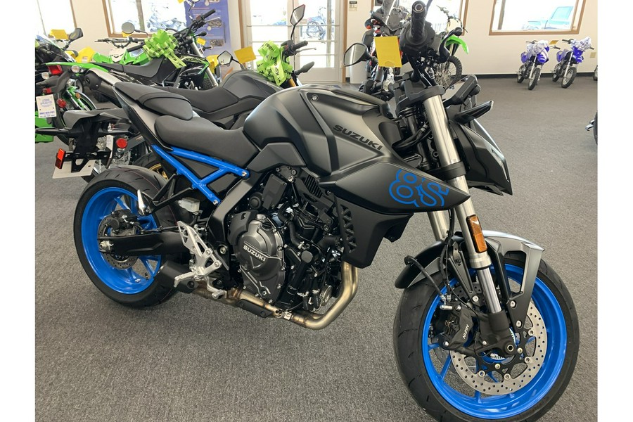 2024 Suzuki GSX 800 S