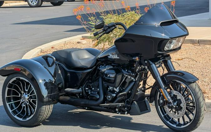 2024 Harley-Davidson® Road Glide® 3