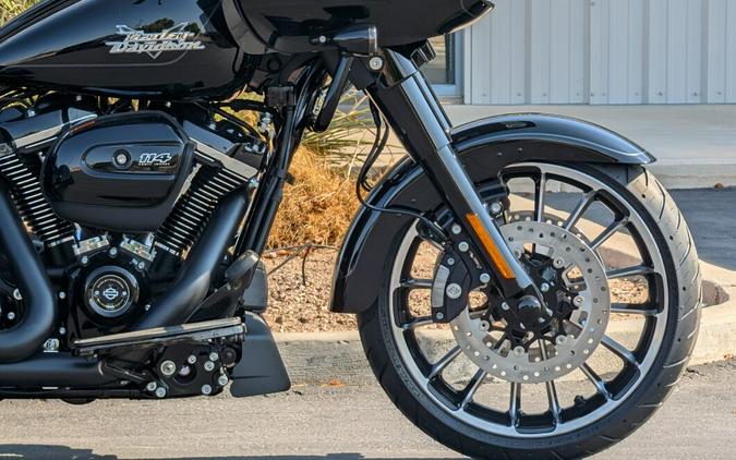 2024 Harley-Davidson® Road Glide® 3