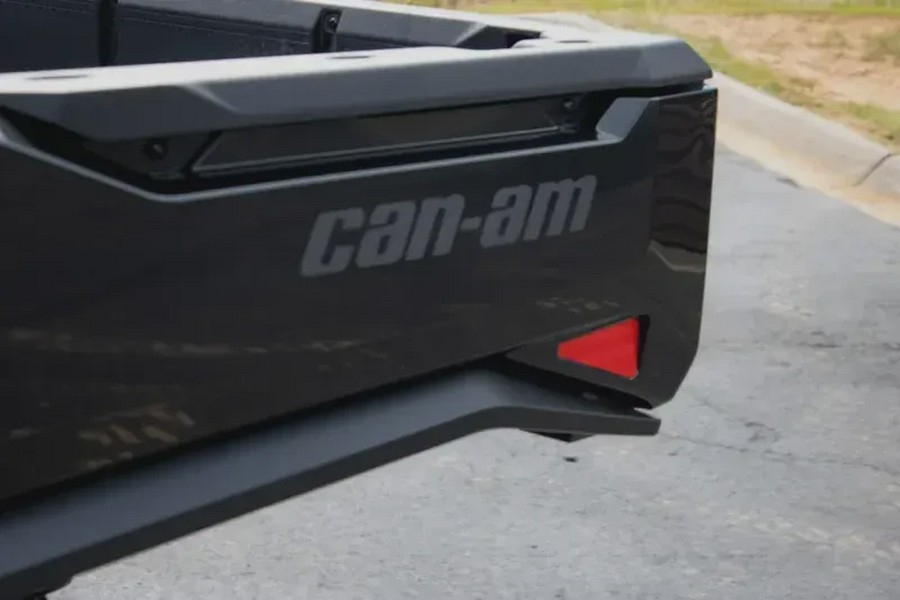 2026 CAN-AM DEFENDER MAX LONE STAR CAB HD11