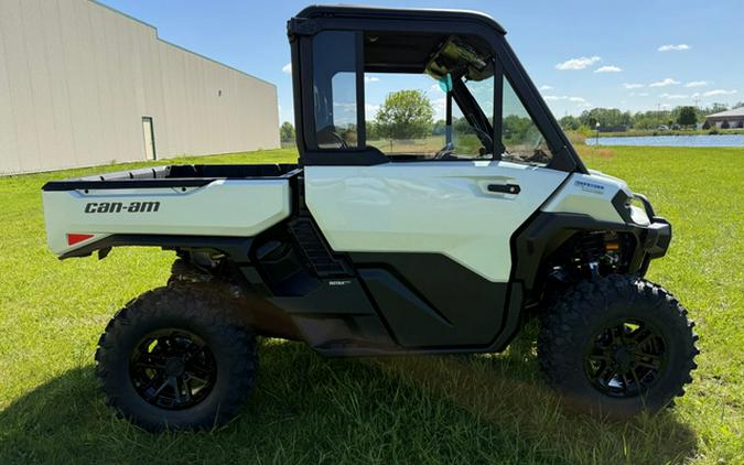 2026 Can-AM DEFENDER LIMITED HD11