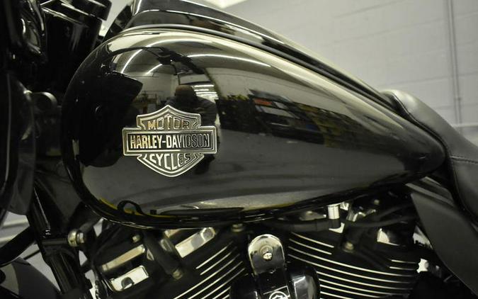 2021 Harley-Davidson® FLTRX - Road Glide®