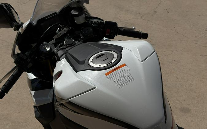 2027 HONDA CBR1000RR