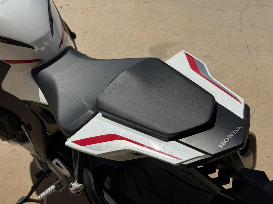 2027 HONDA CBR1000RR