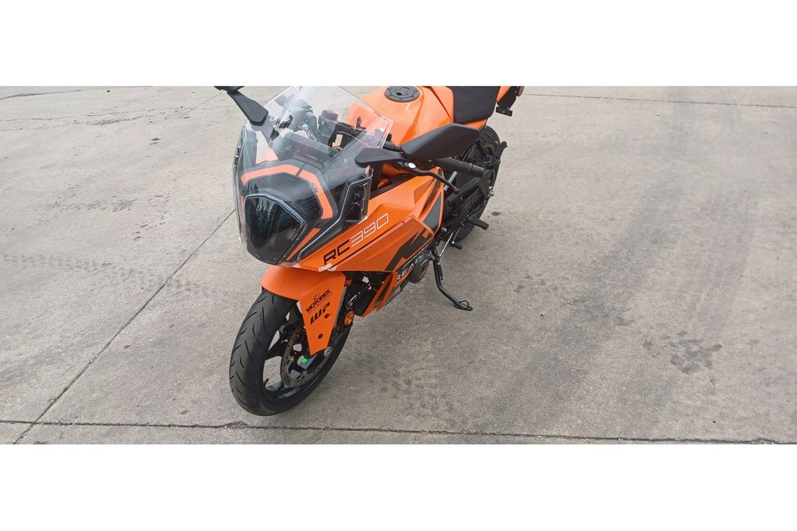 2023 KTM RC 390