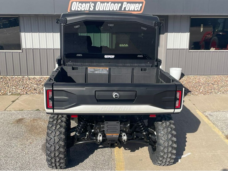 2026 Can-Am Defender Limited HD11