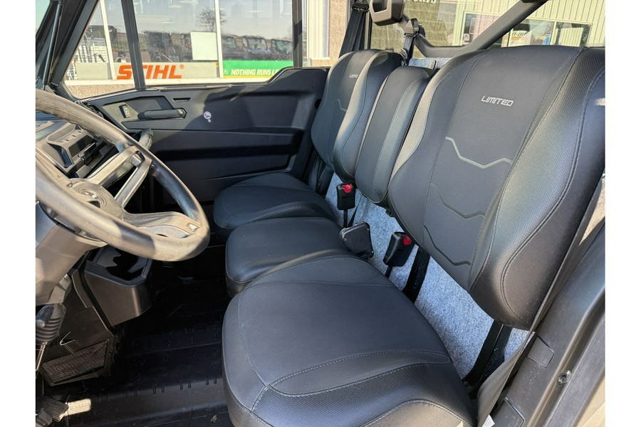 2025 Can-Am Defender Limited HD10