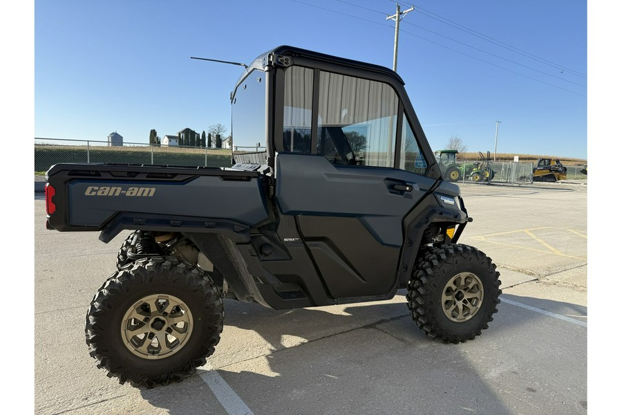 2025 Can-Am Defender Limited HD10