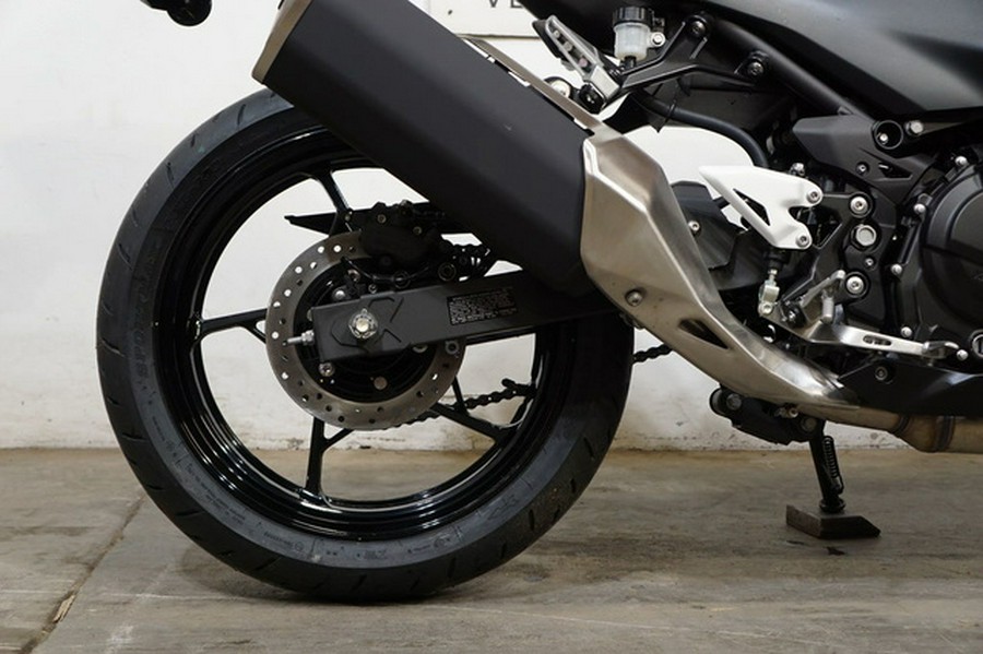2026 Kawasaki Ninja 500 Metallic Flat Spark Black